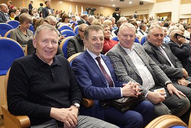 С днем рождения, комсомол!